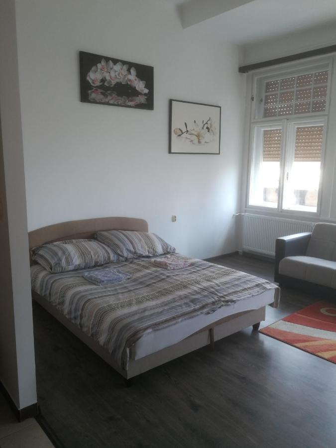 Next Door Apartment Budapest Exterior photo